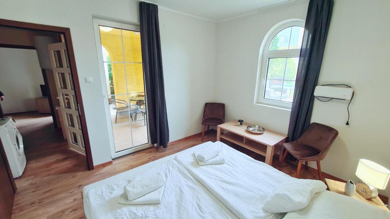 Blathy Apartman Сиофок Екстериор снимка