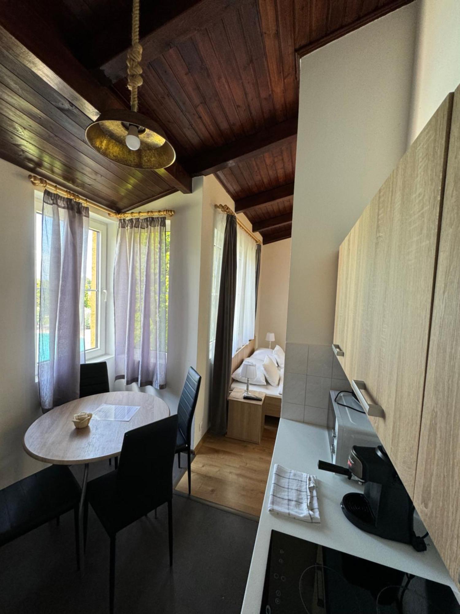Blathy Apartman Сиофок Екстериор снимка