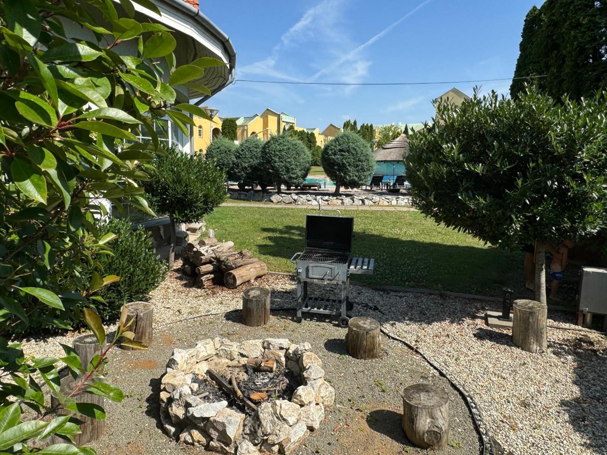 Blathy Apartman Сиофок Екстериор снимка